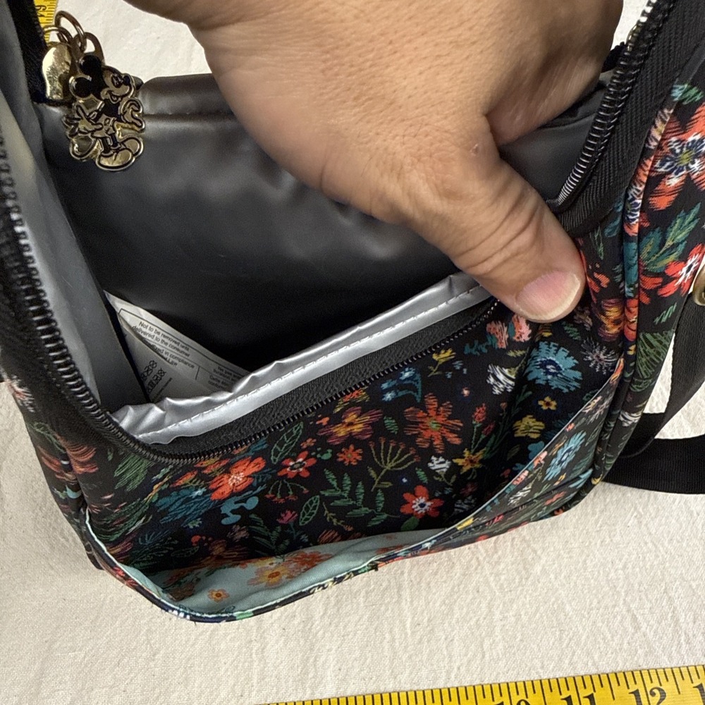 Disney X Jujube Floral Embroidered Pattern Insulated Bag W/Kissing M&M Zip Pulls - Picture 13 of 15